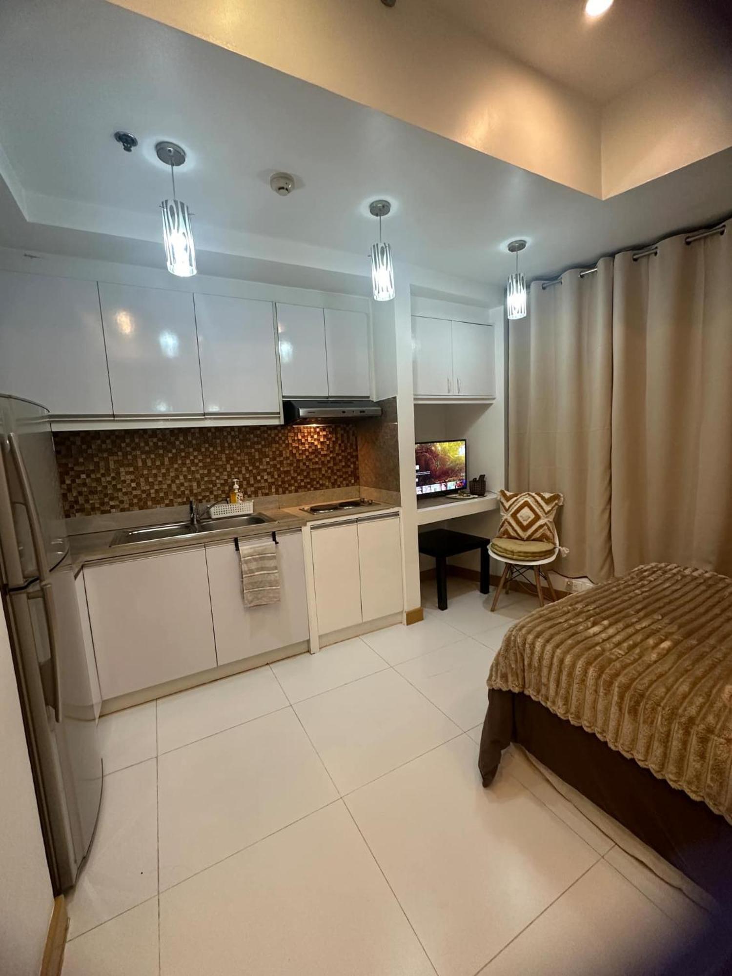 Cozy Place With City View At Greenbelt Makati Manille Extérieur photo